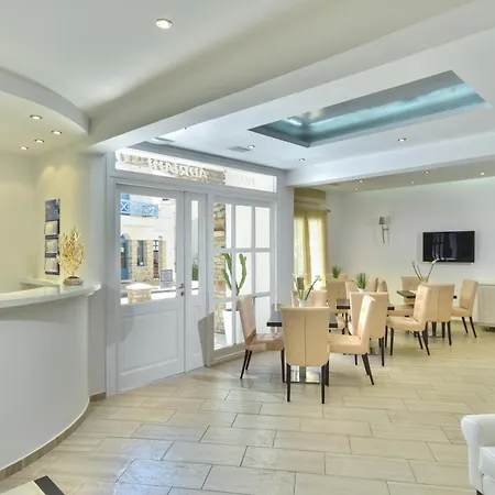 Отель Adriani Naxos City