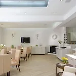 Hotel Adriani Naxos City
