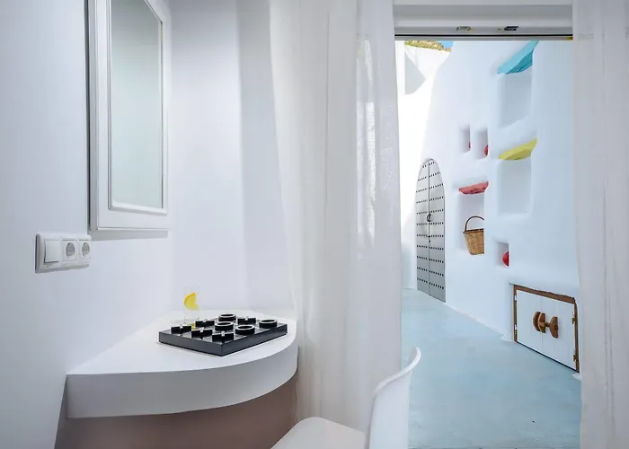 Hotel Adriani Naxos City